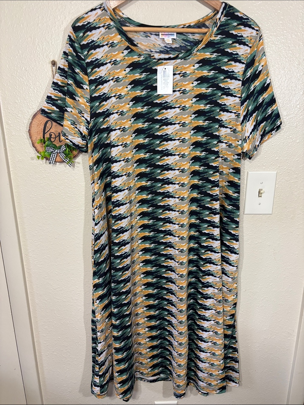 Lularoe Plus Size Gold Black Blue Lularoe Jessie Dress Size 3XL